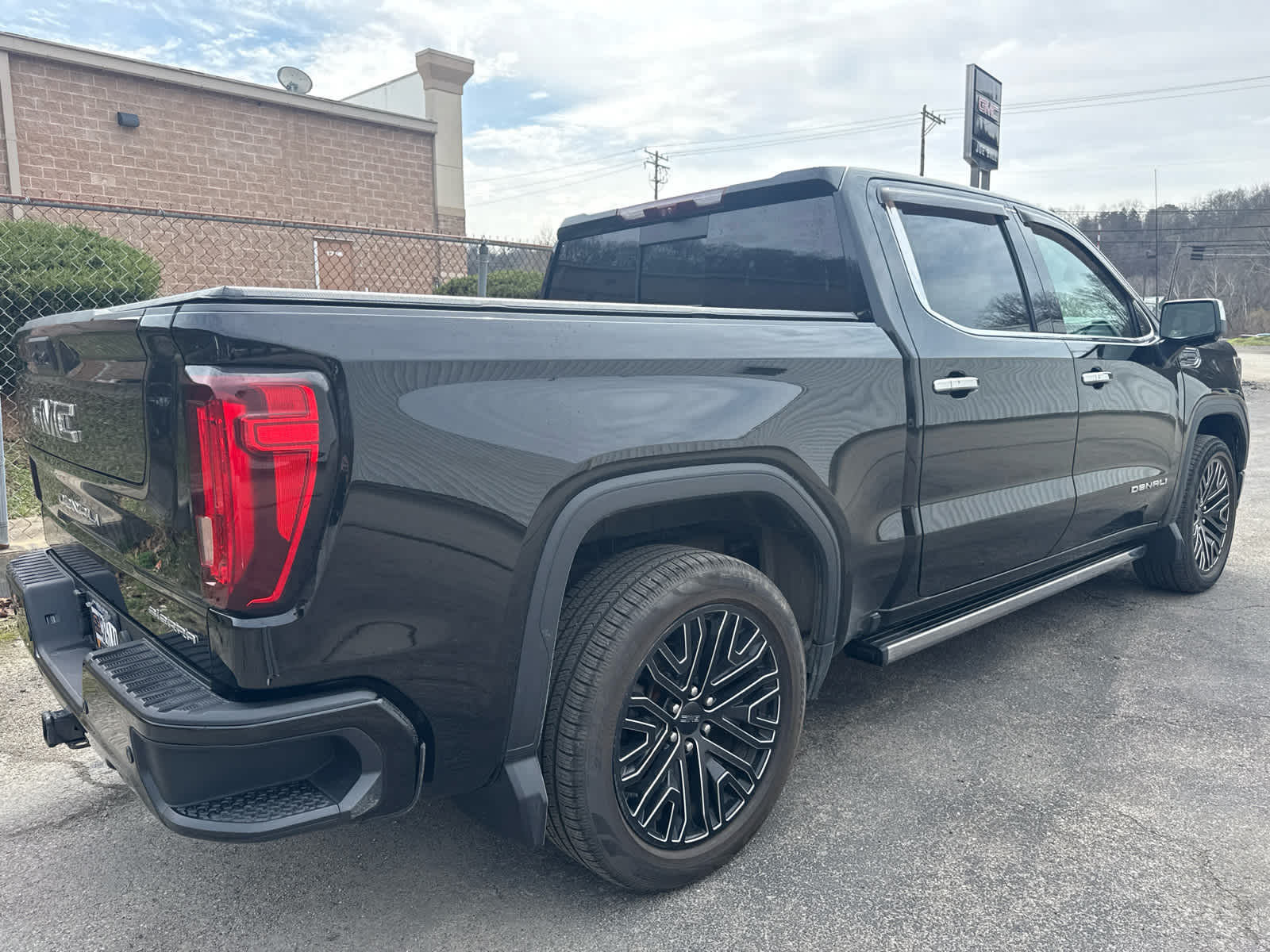 2022 GMC Sierra 1500 Denali Ultimate - 8
