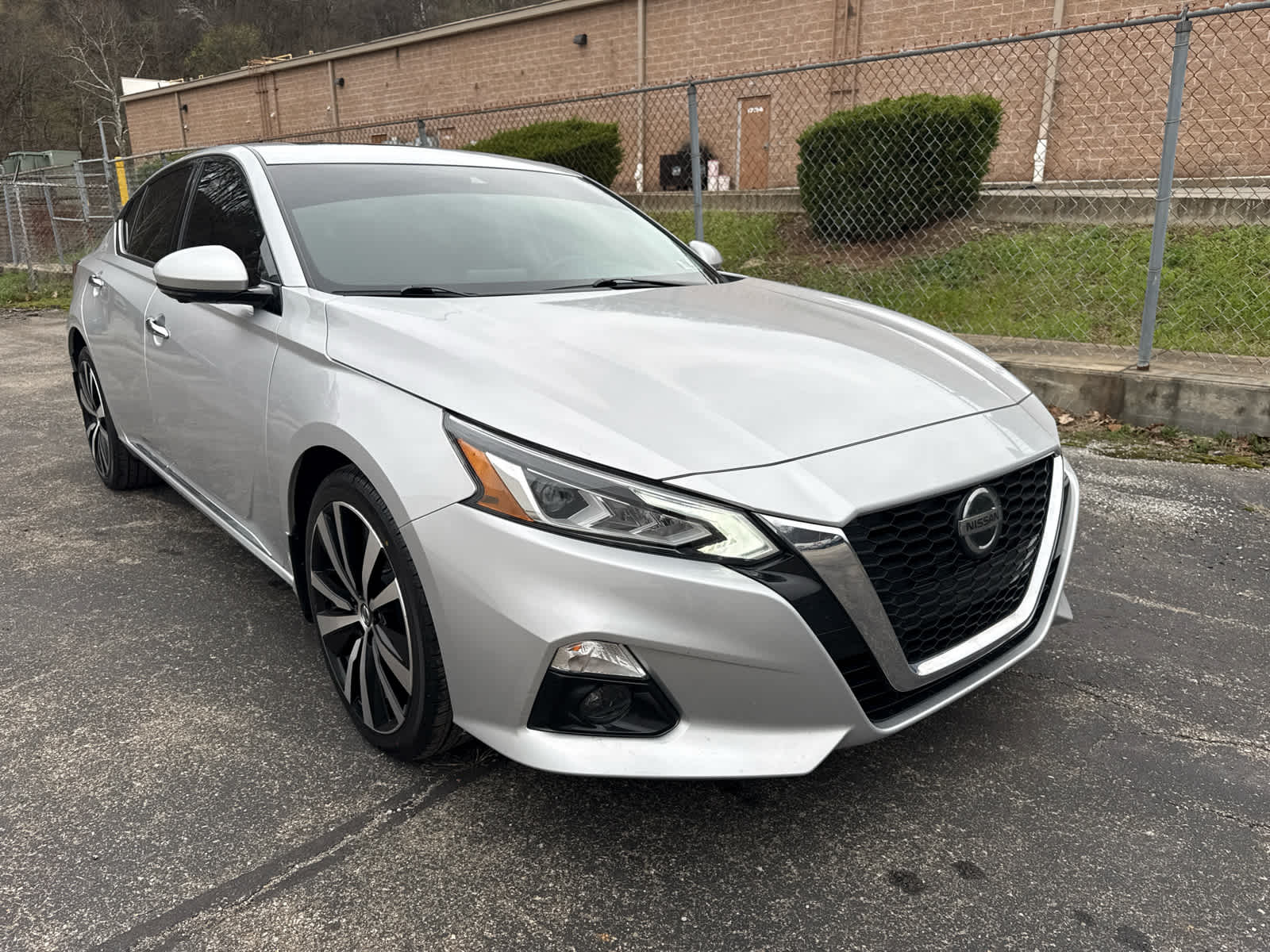 2020 Nissan Altima 2.5 Platinum - 9