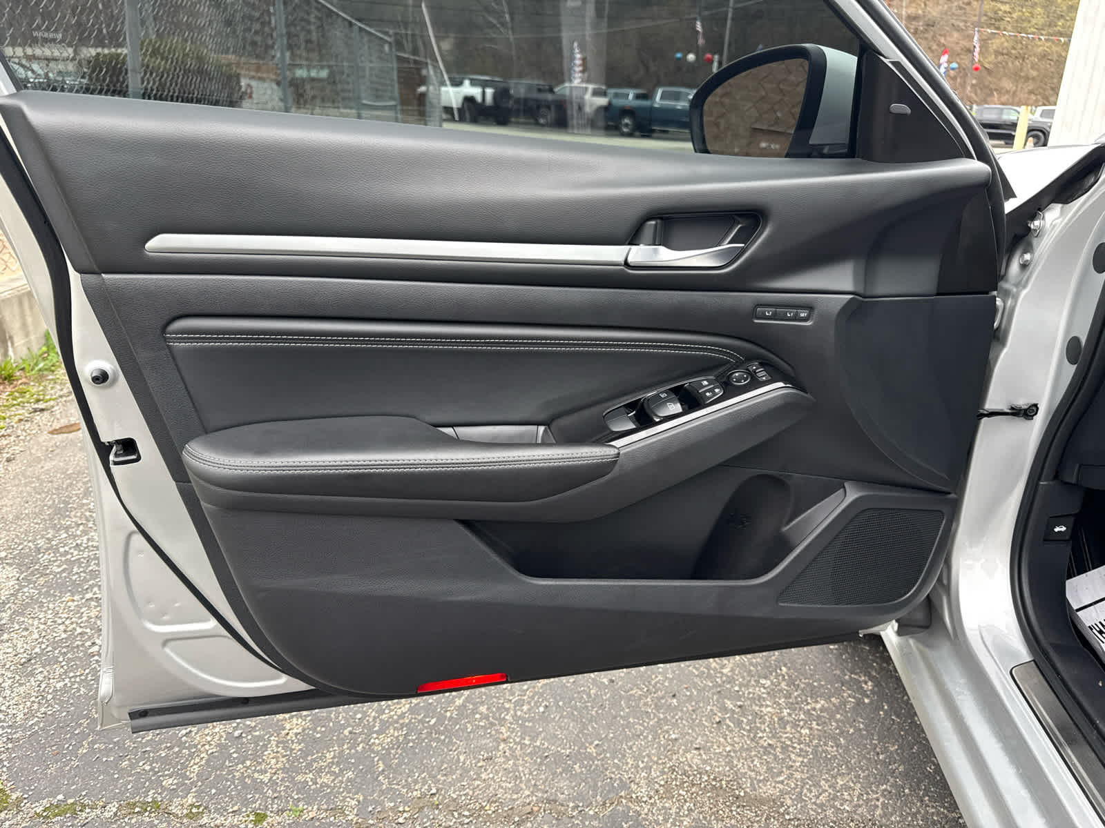 2020 Nissan Altima 2.5 Platinum - 11