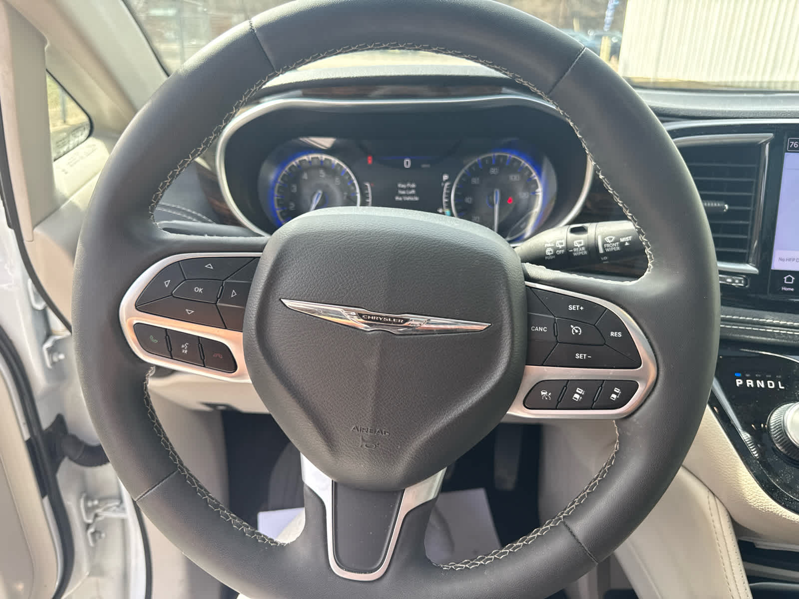2024 Chrysler Pacifica Limited Bright White Clearcoat at Humes CDJR