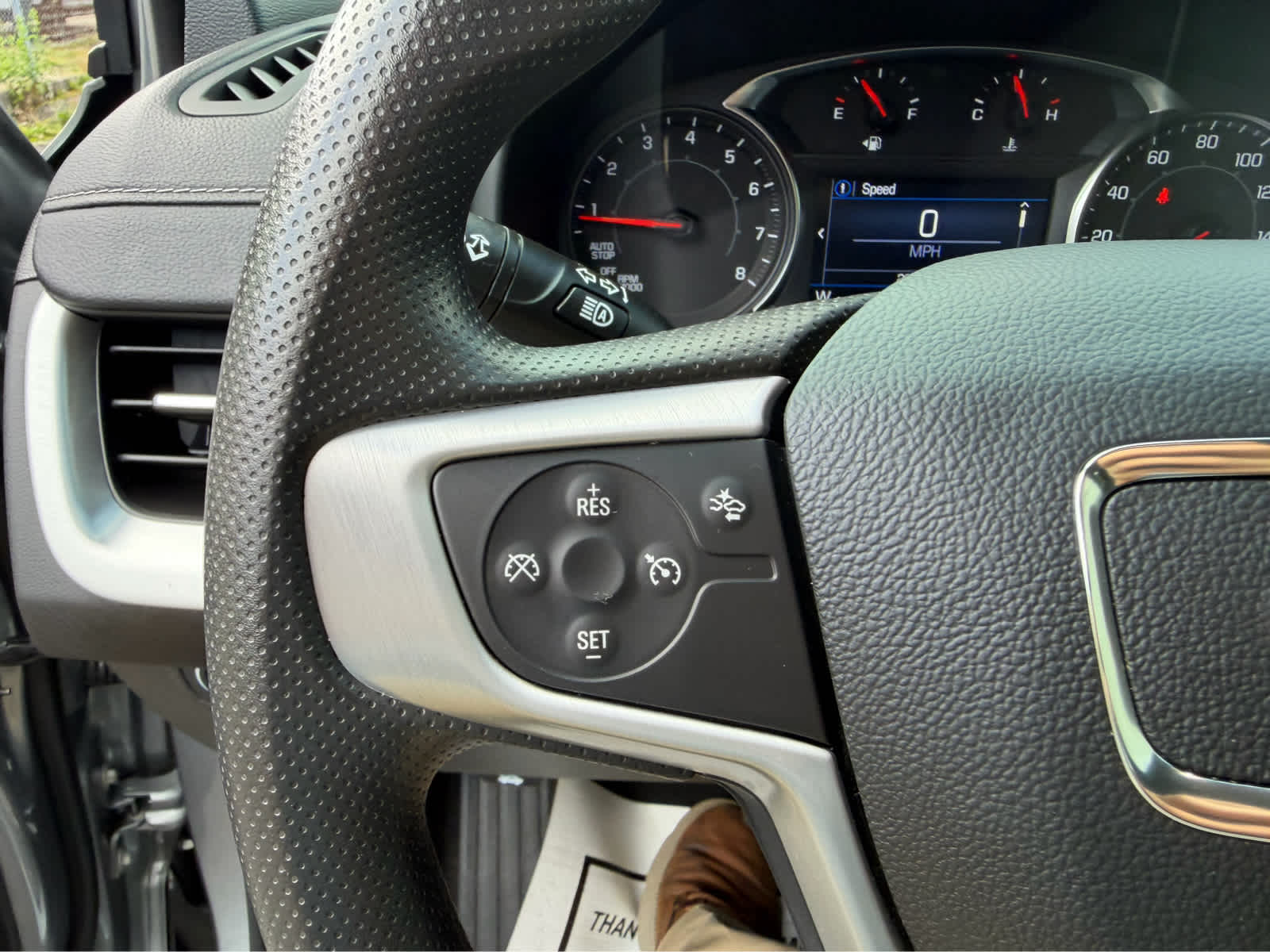 2024 GMC Terrain photo 15 of 20