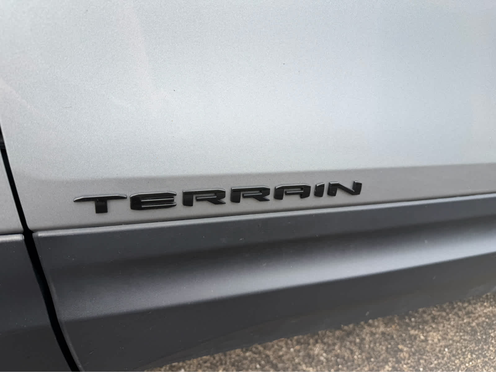 2024 GMC Terrain photo 11 of 20