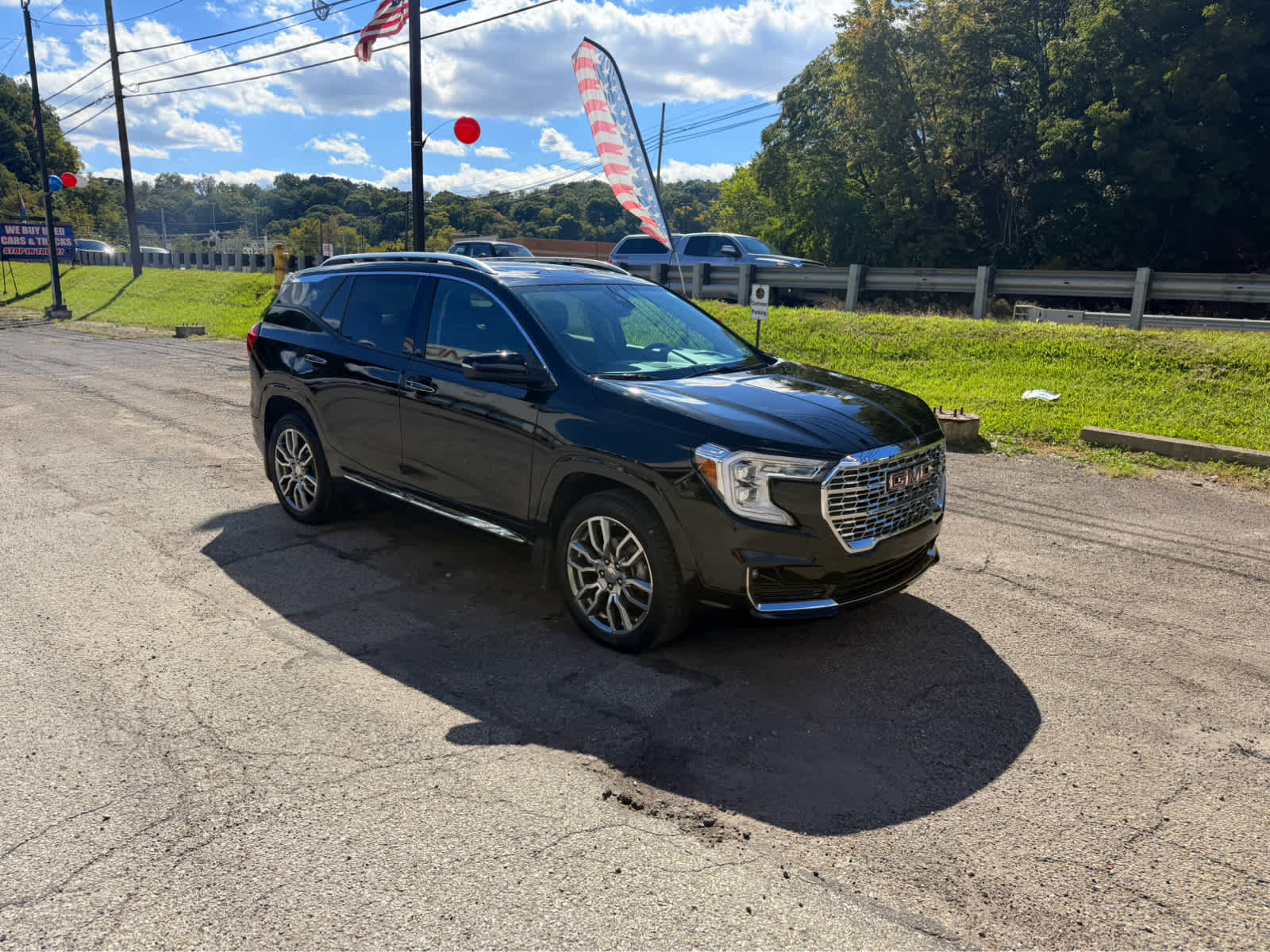 2024 GMC Terrain photo 8 of 22