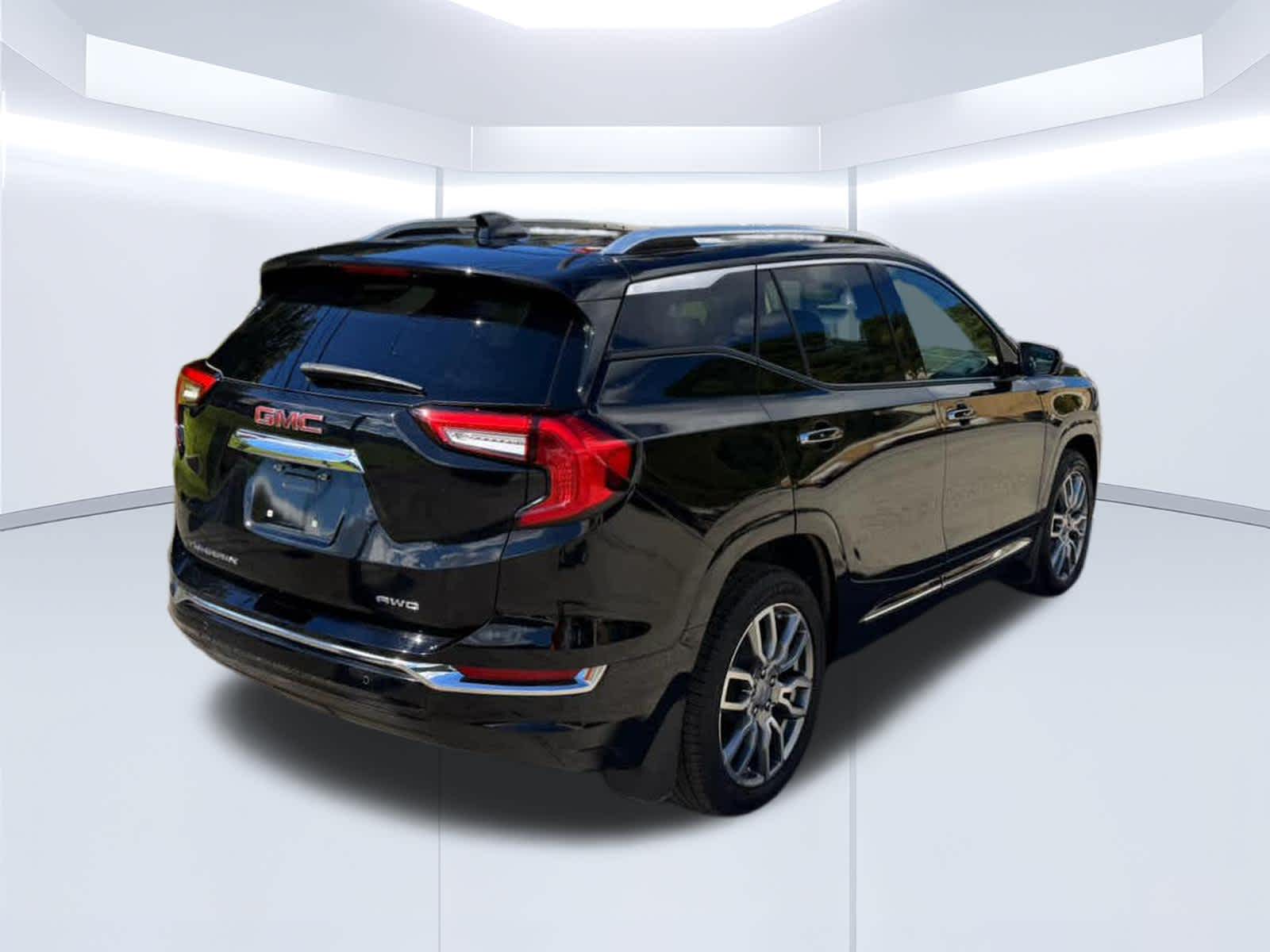 2024 GMC Terrain photo 6 of 22