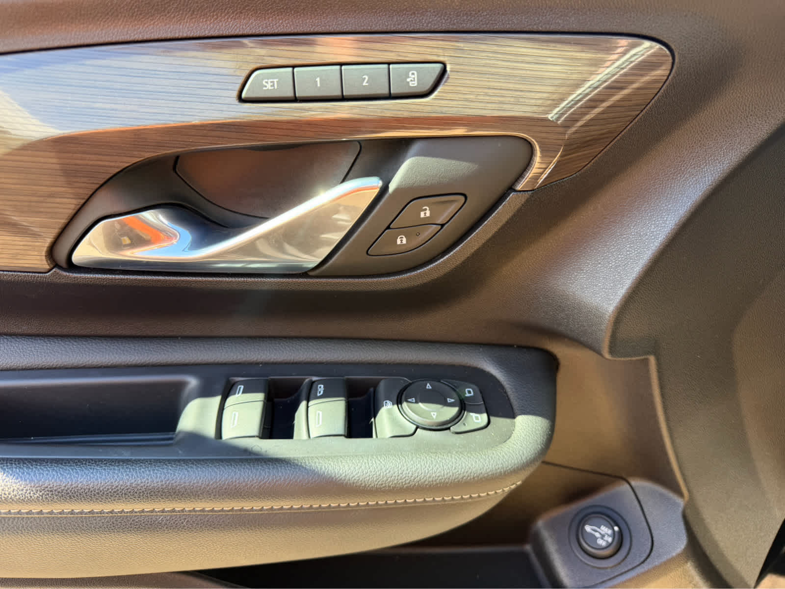 2024 GMC Terrain photo 17 of 22