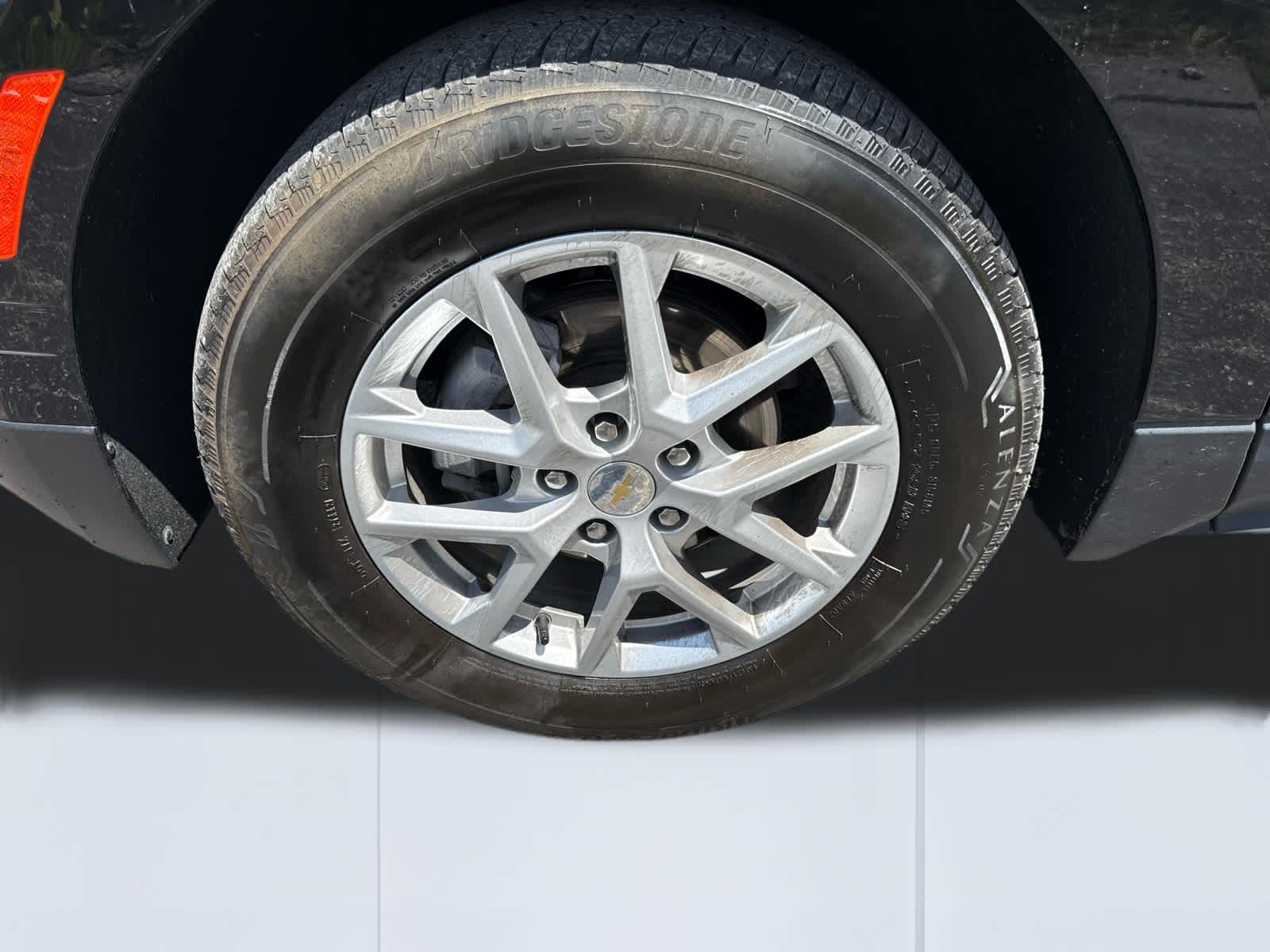 2023 Chevrolet Equinox LT - 2