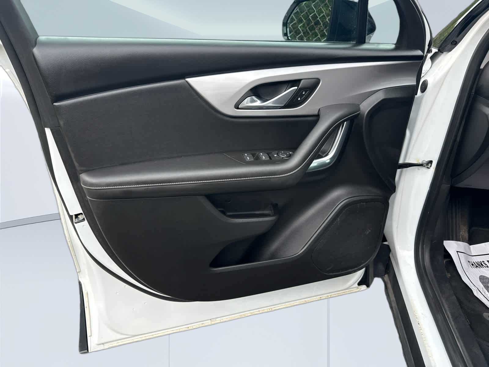 2023 Chevrolet Blazer LT - 11