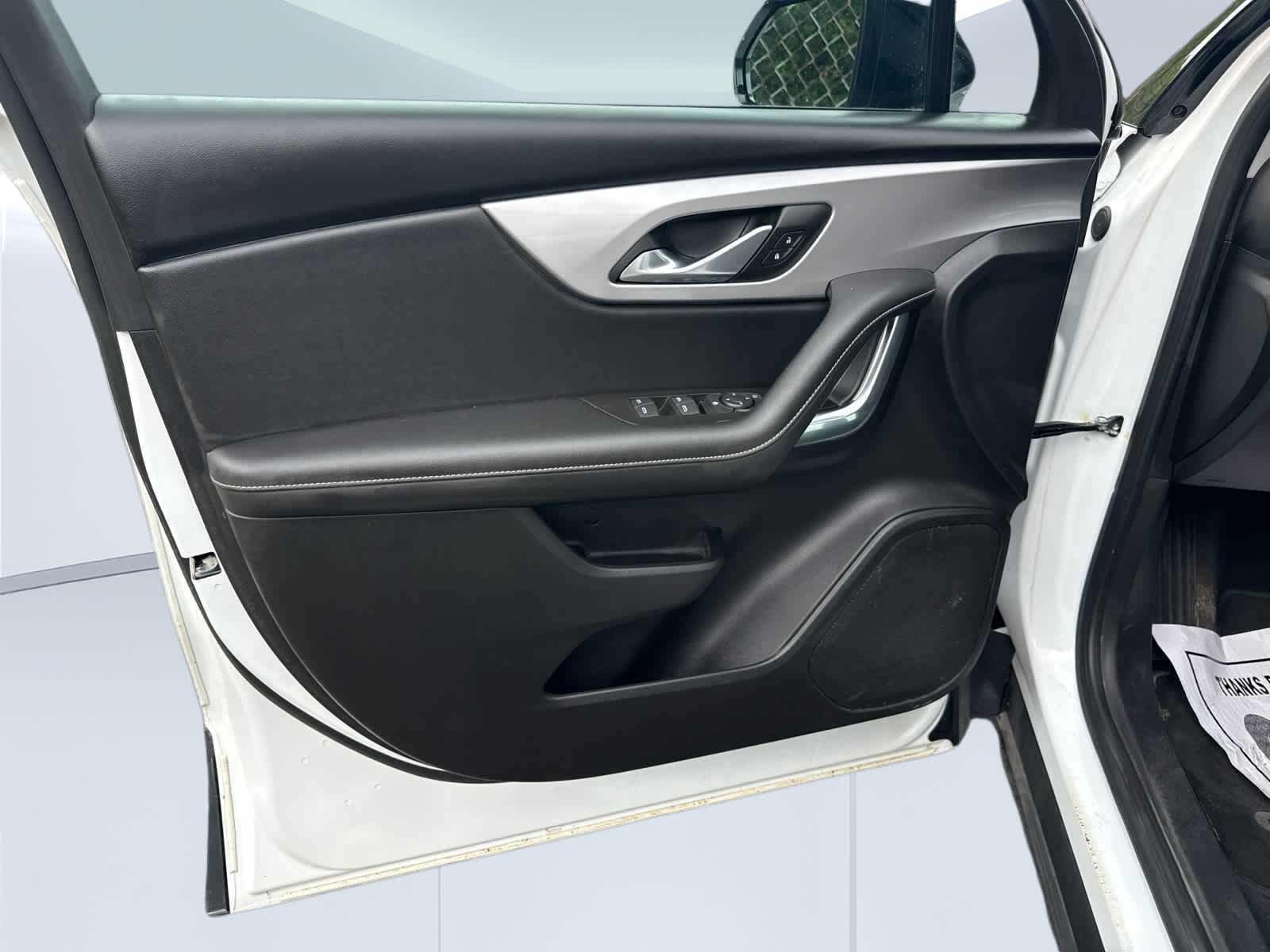 2023 Chevrolet Blazer LT - 11