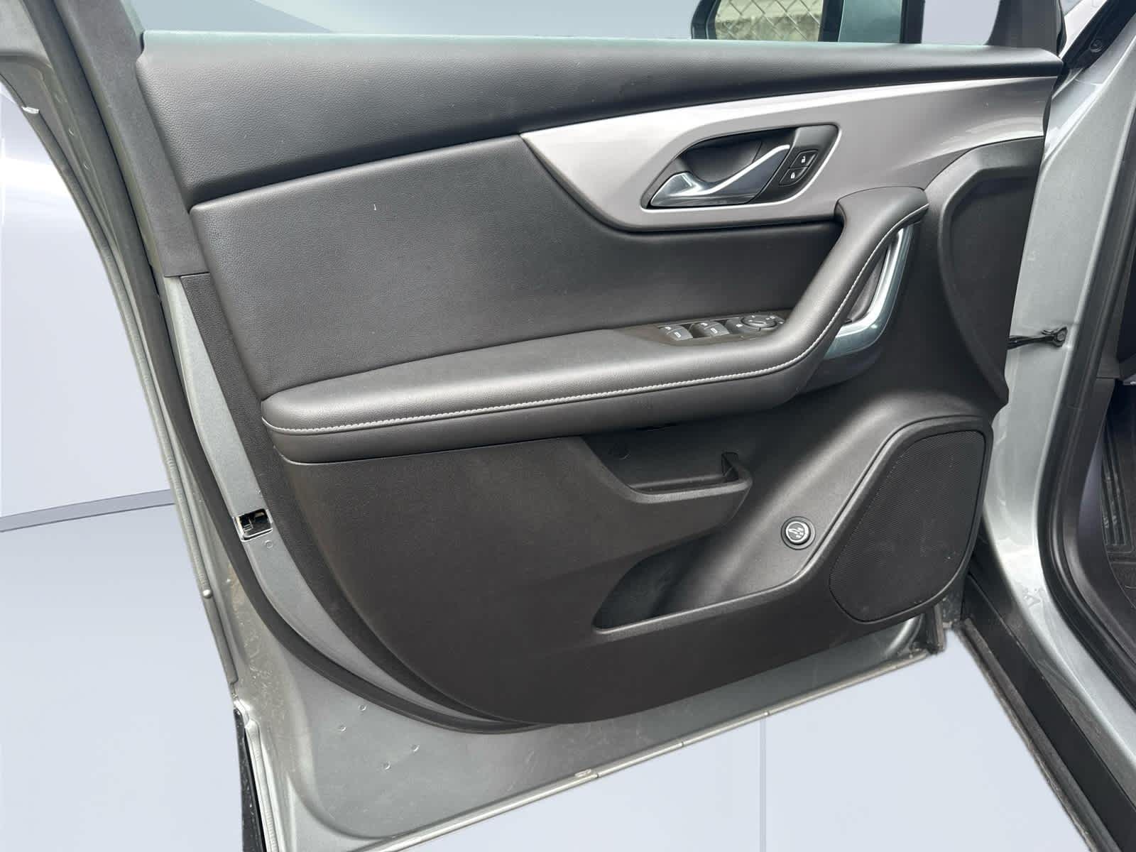2023 Chevrolet Blazer LT - 11