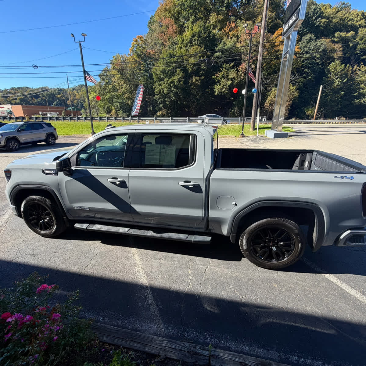 2024 GMC Sierra 1500 photo 7 of 23