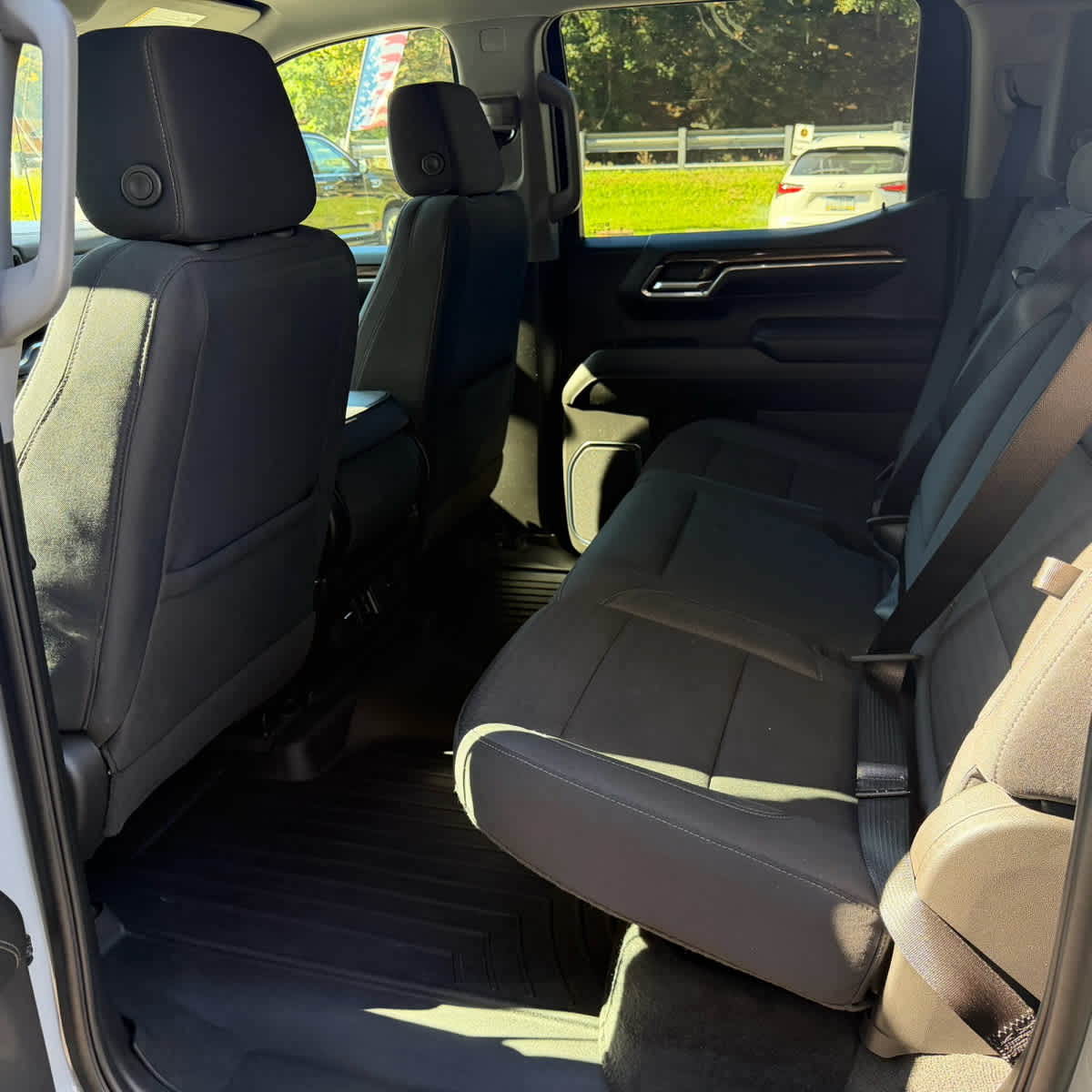 2024 GMC Sierra 1500 photo 21 of 23
