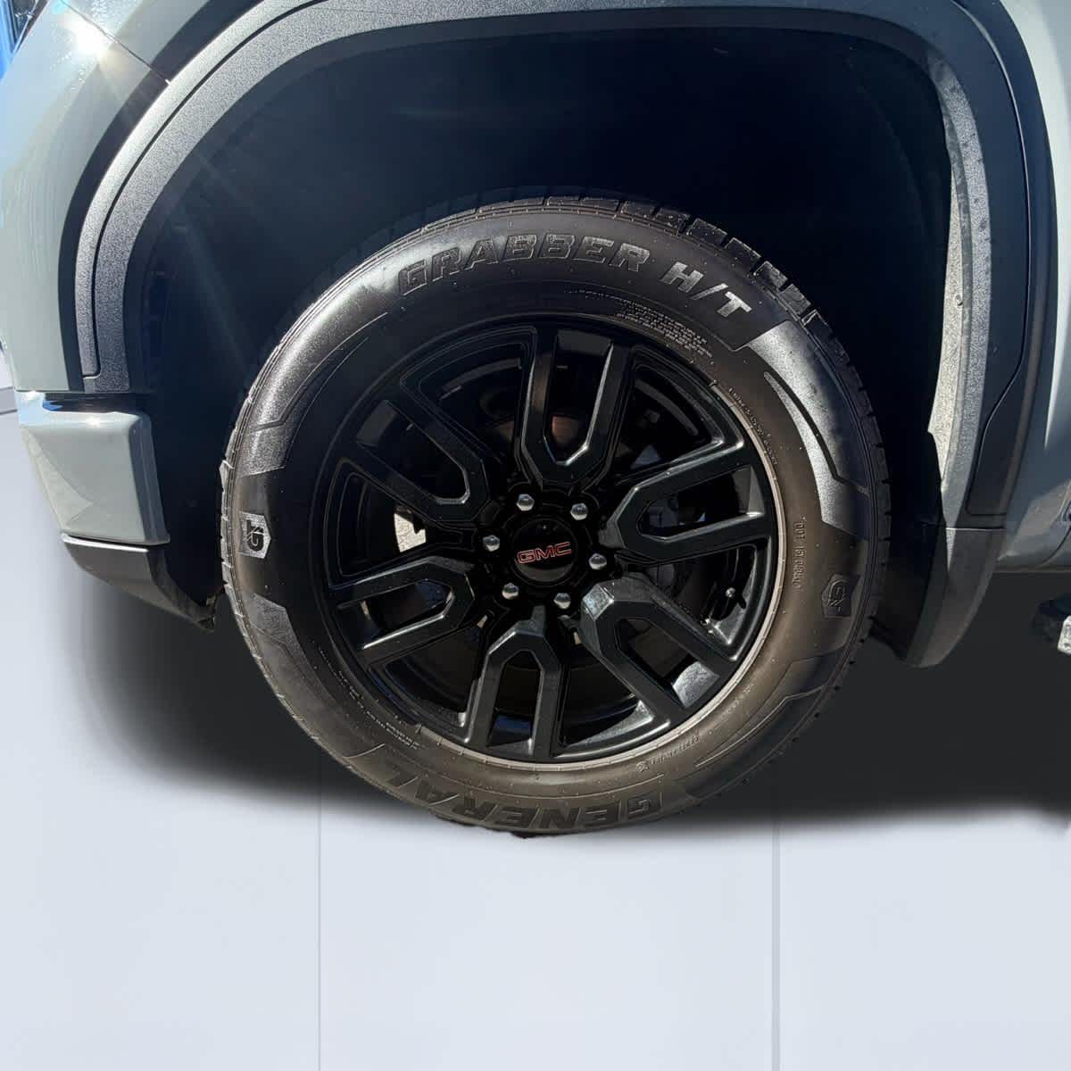 2024 GMC Sierra 1500 photo 9 of 23