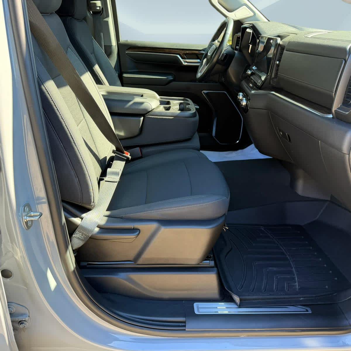 2024 GMC Sierra 1500 photo 22 of 23