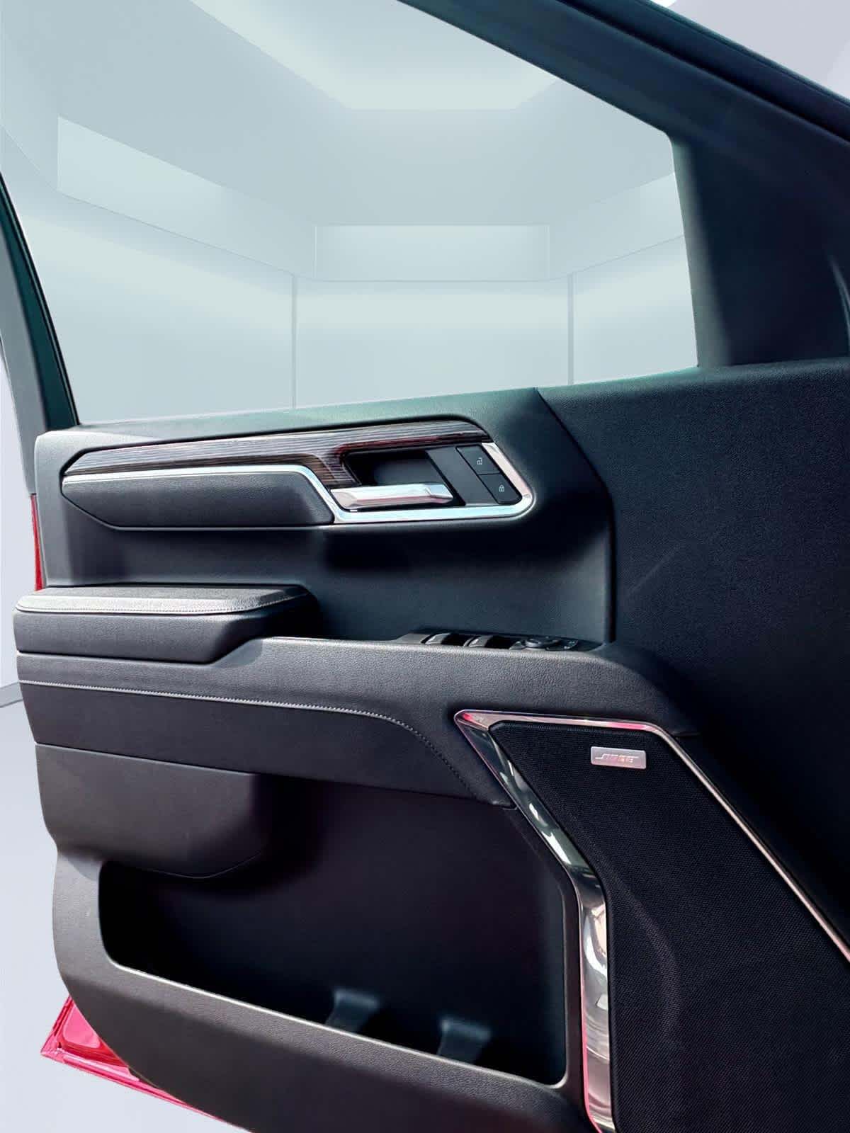 2025 GMC Sierra 1500 photo 8 of 15