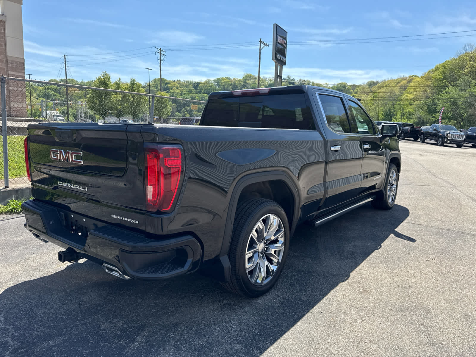 2024 GMC Sierra 1500 Denali - 6