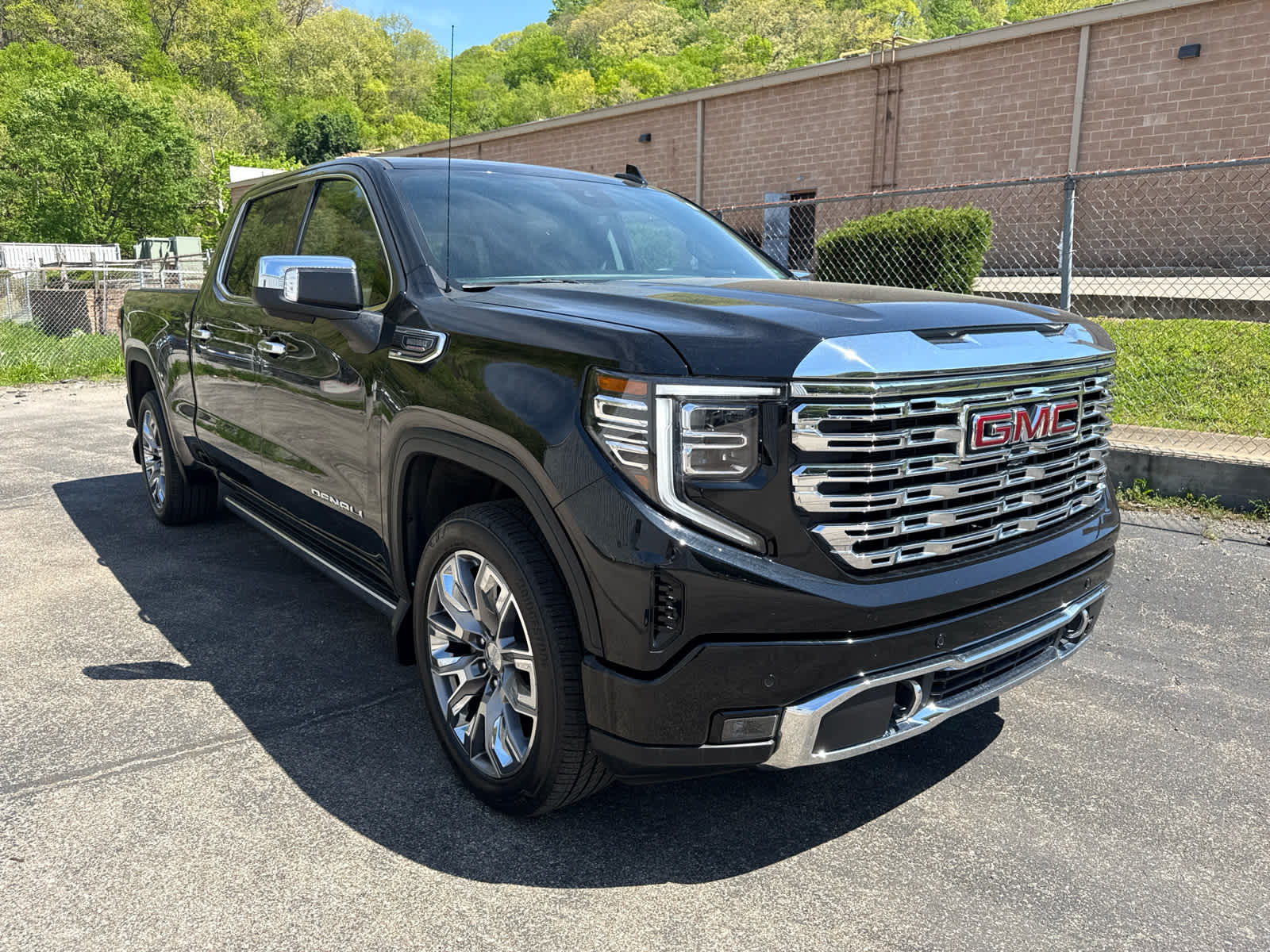 2024 GMC Sierra 1500 Denali - 11