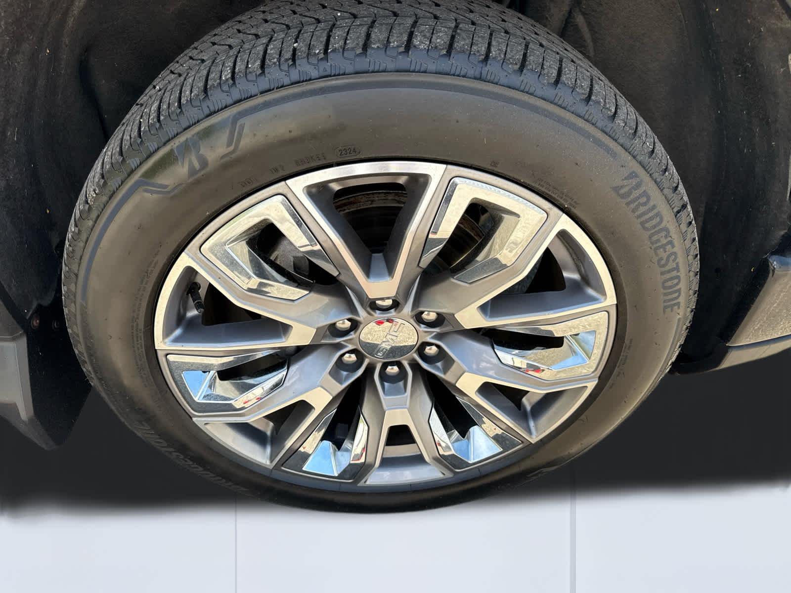 2024 GMC Sierra 1500 Denali - 8