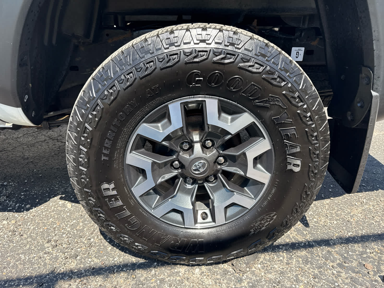 2023 Toyota Tacoma TRD Off Road - 3