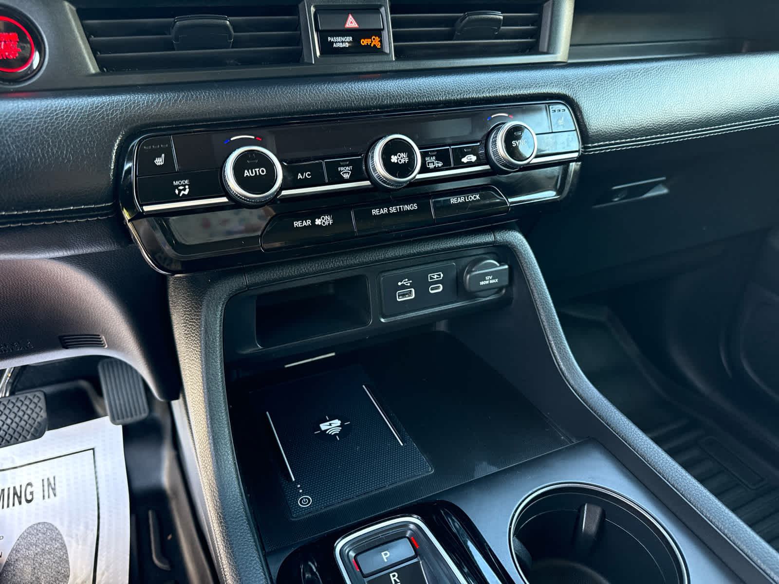 2023 Honda Pilot EX-L 8 Passenger Platinum White Pearl at Altoona Honda