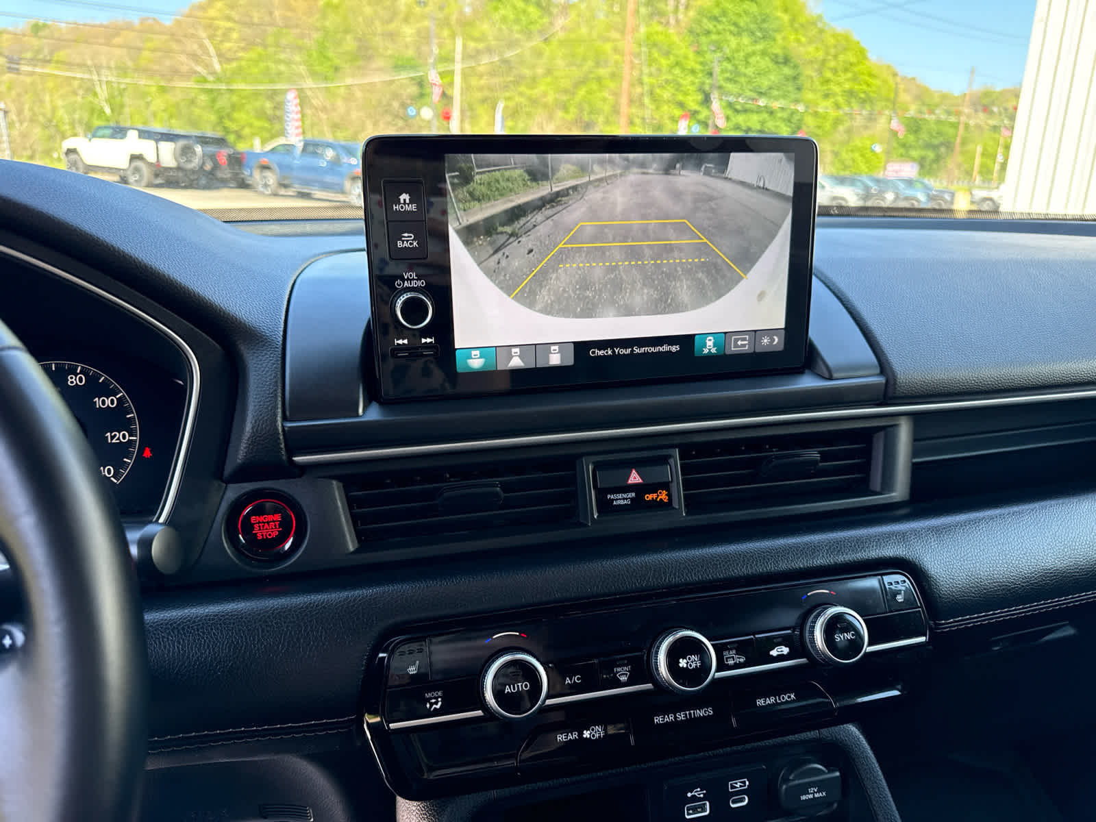 2023 Honda Pilot EX-L 8 Passenger Platinum White Pearl at Altoona Honda