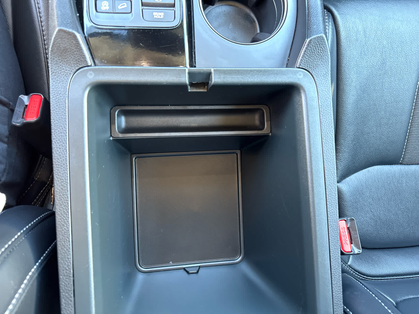 2023 Honda Pilot EX-L 8 Passenger Platinum White Pearl at Altoona Honda