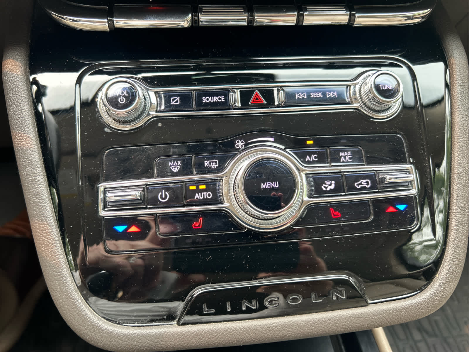 2021 Lincoln Corsair Standard - 11