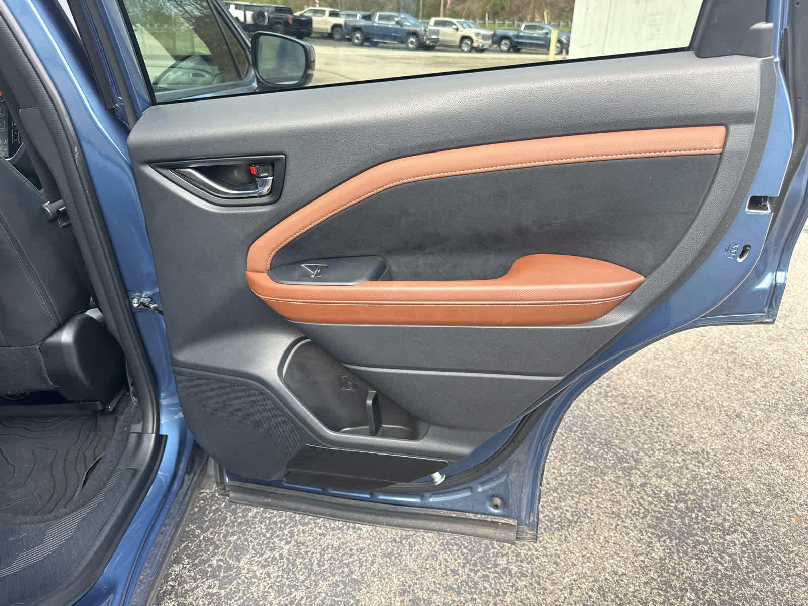 2025 Subaru Forester Touring Horizon Blue Pearl at Humes CDJR
