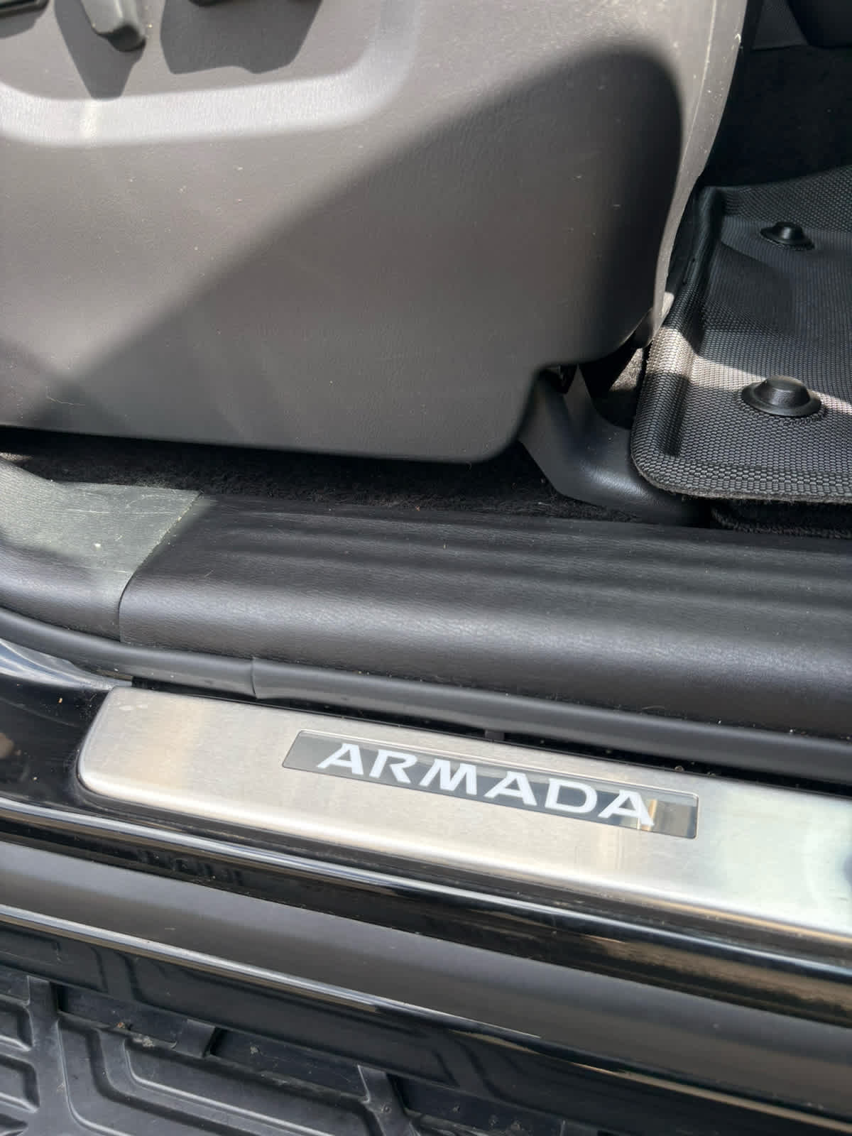 2022 Nissan Armada Platinum Super Black at Altoona Honda