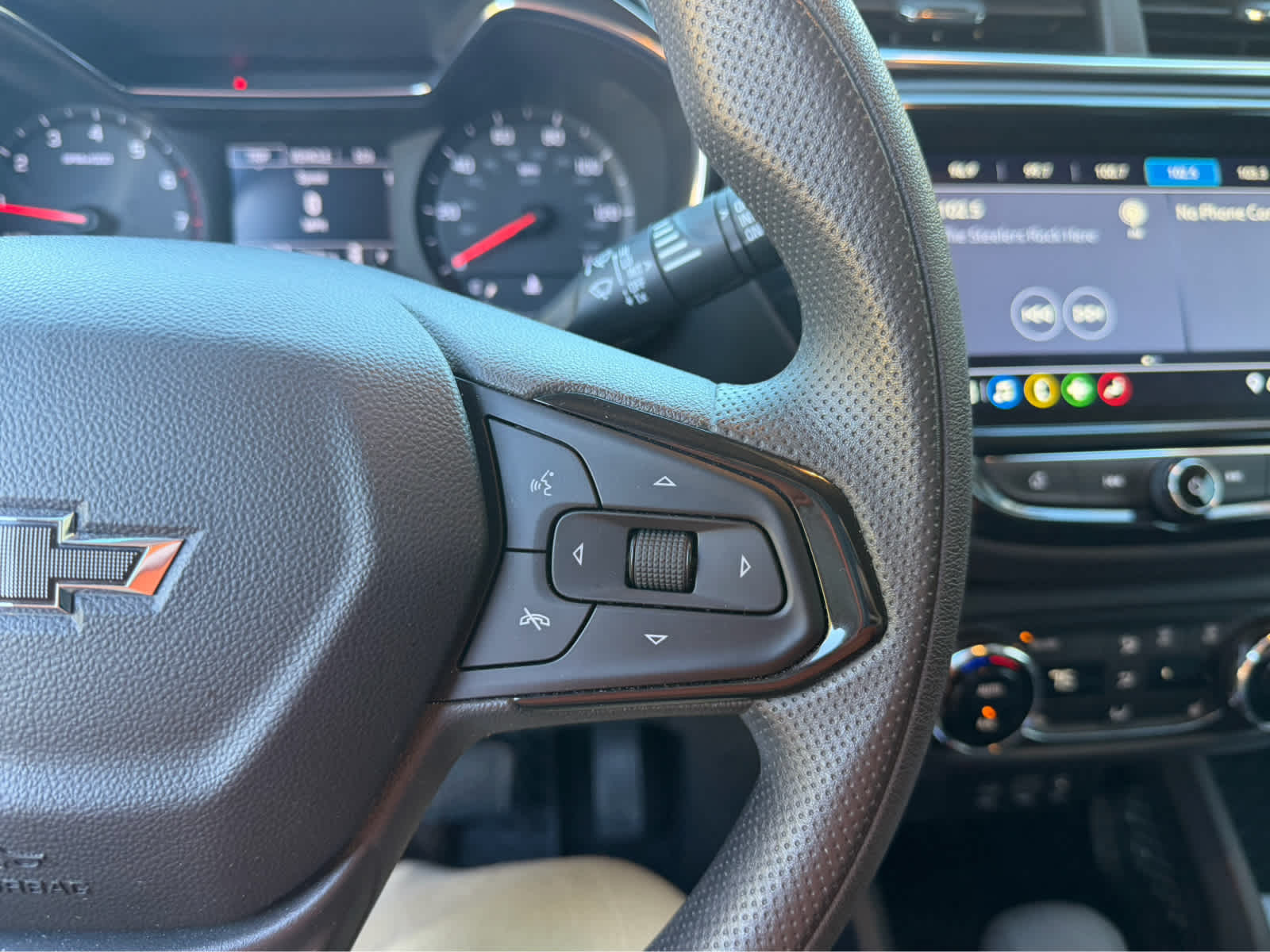 2023 Chevrolet Trailblazer photo 10 of 14