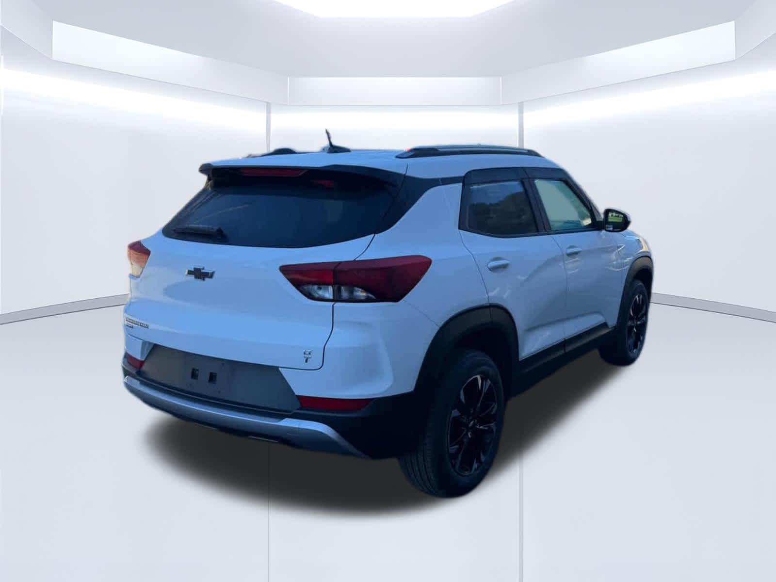 2023 Chevrolet Trailblazer photo 5 of 14