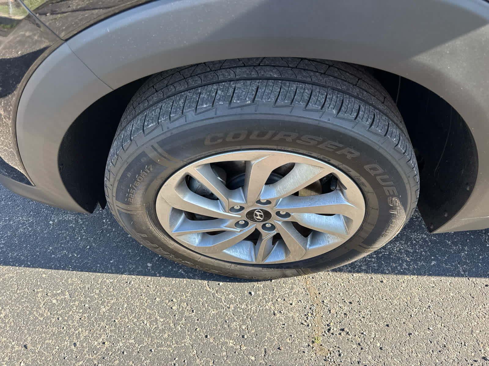 2018 Hyundai Tucson SE - 1
