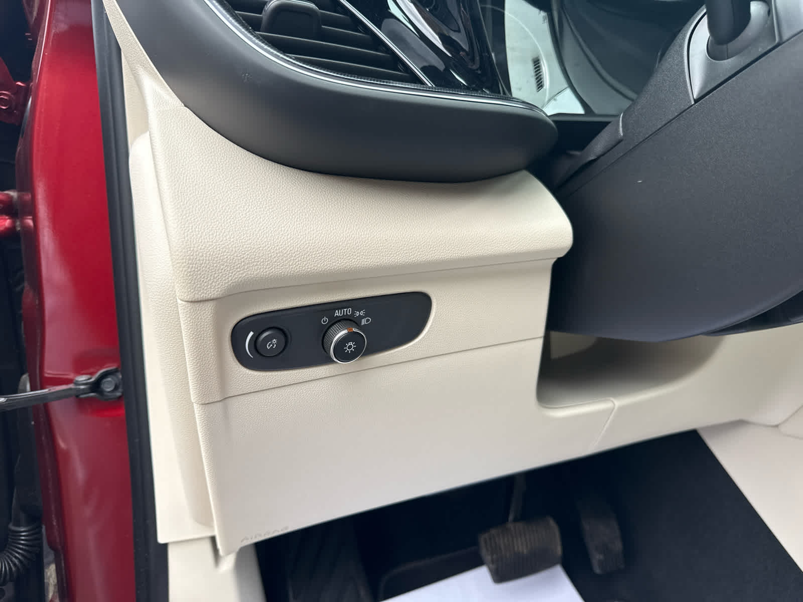 2023 Buick Envision Preferred Cinnabar Metallic at Joe Ball GMC