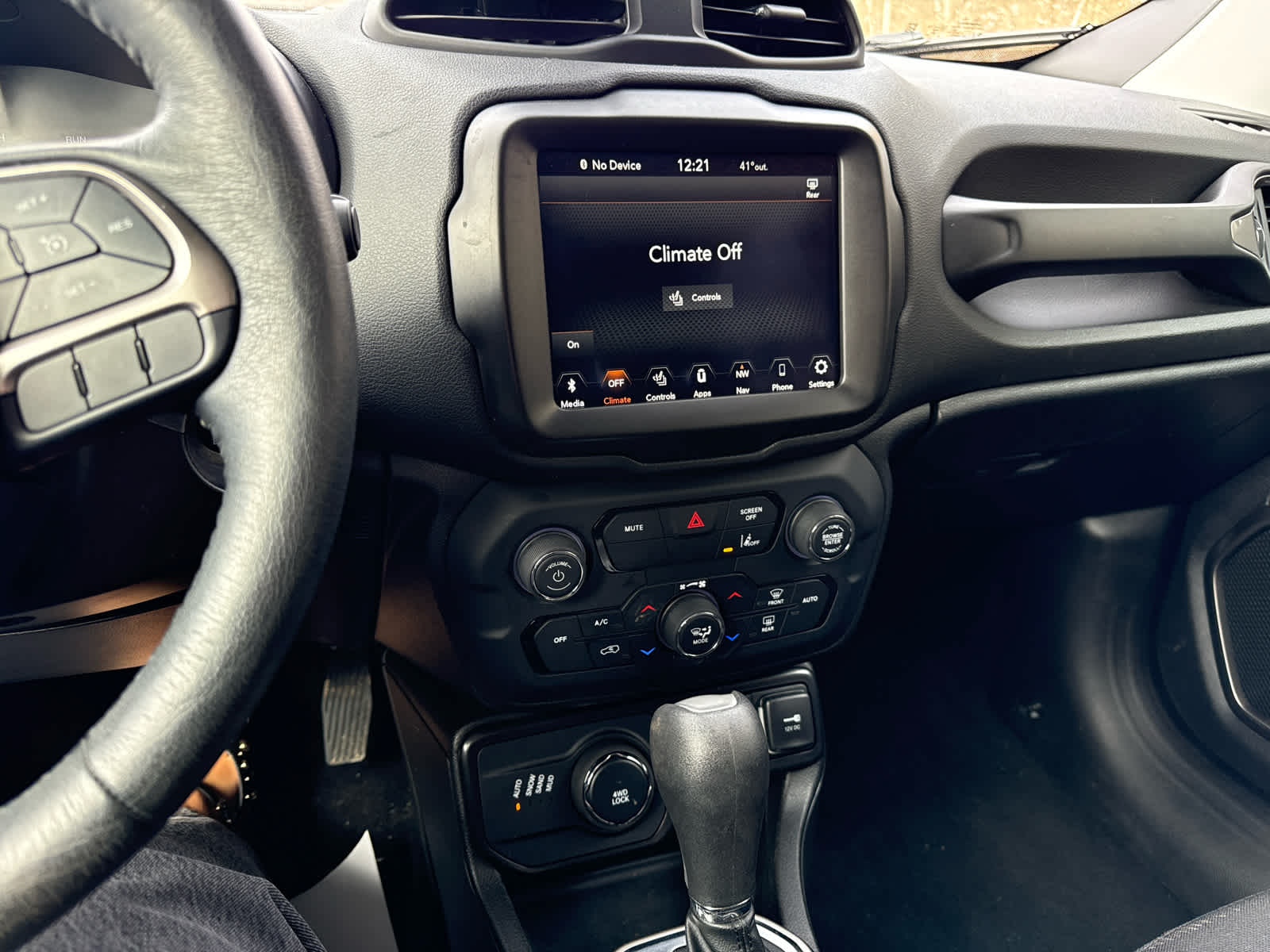 2022 Jeep Renegade Latitude Black Clearcoat at Lake View Ford