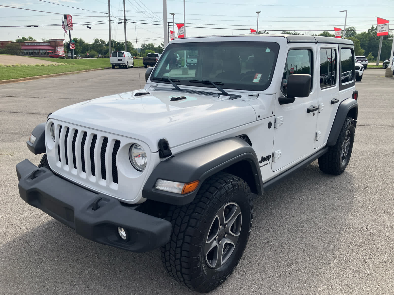 2023 Jeep Wrangler photo 3 of 40
