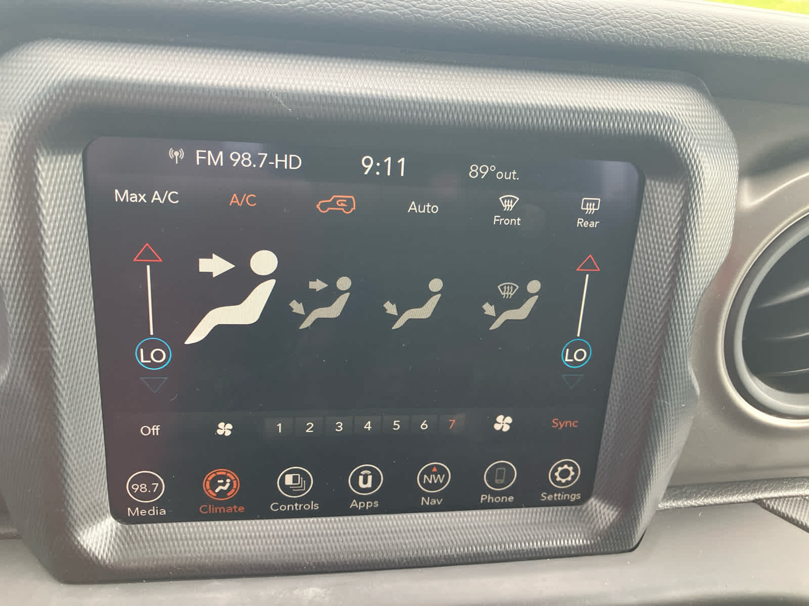 2023 Jeep Wrangler photo 23 of 40