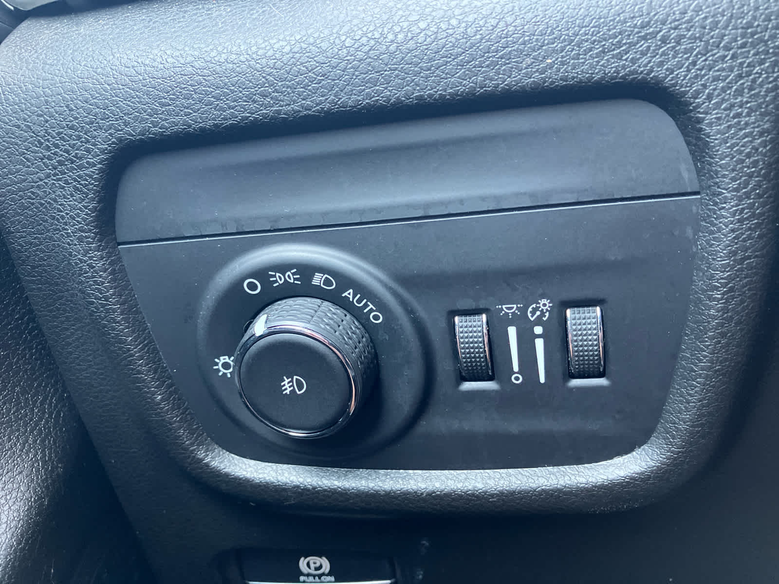 2023 Jeep Grand Cherokee L photo 15 of 42