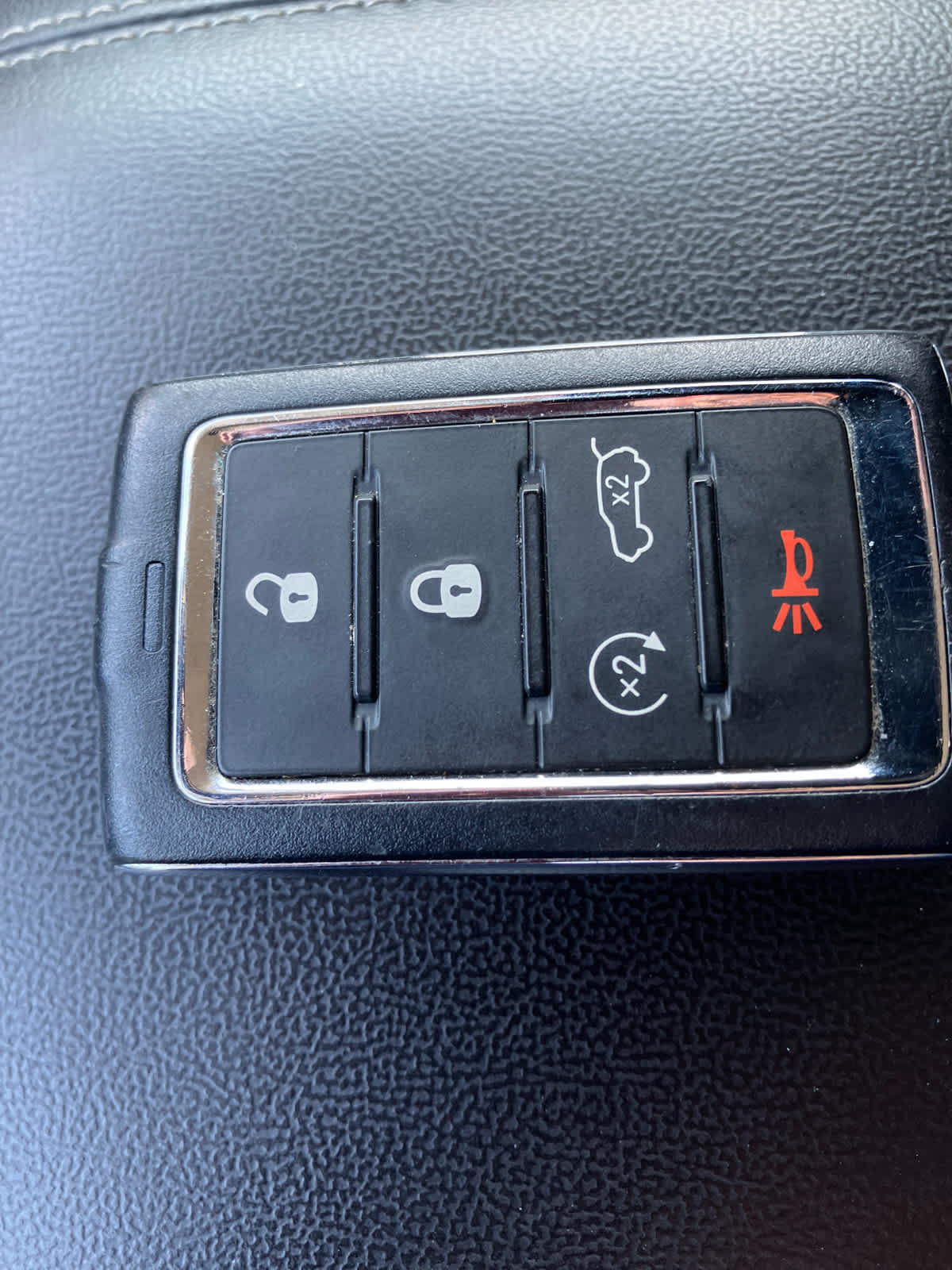 2023 Jeep Grand Cherokee L photo 37 of 42