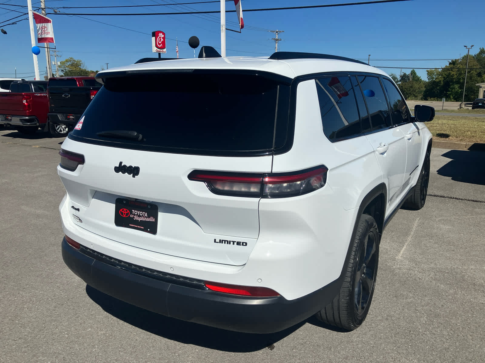 2025 Jeep Grand Cherokee L photo 7 of 41