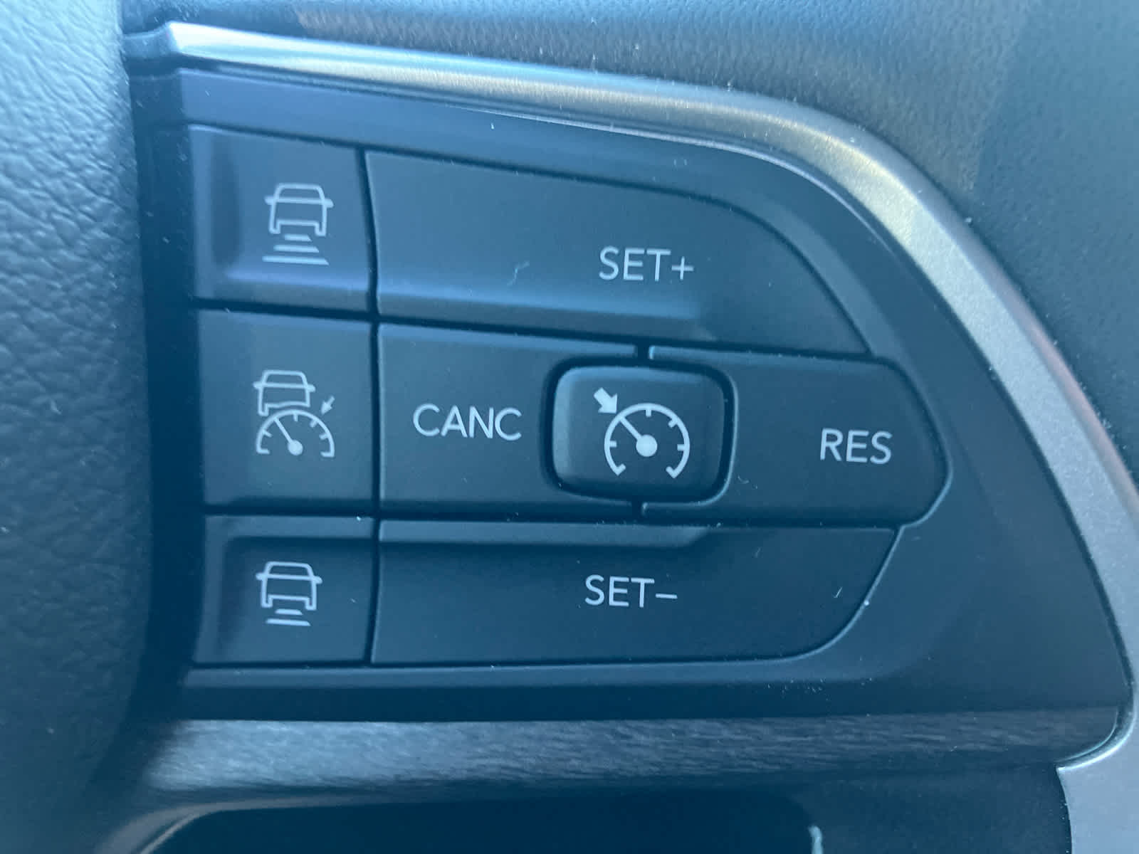 2025 Jeep Grand Cherokee L photo 19 of 41