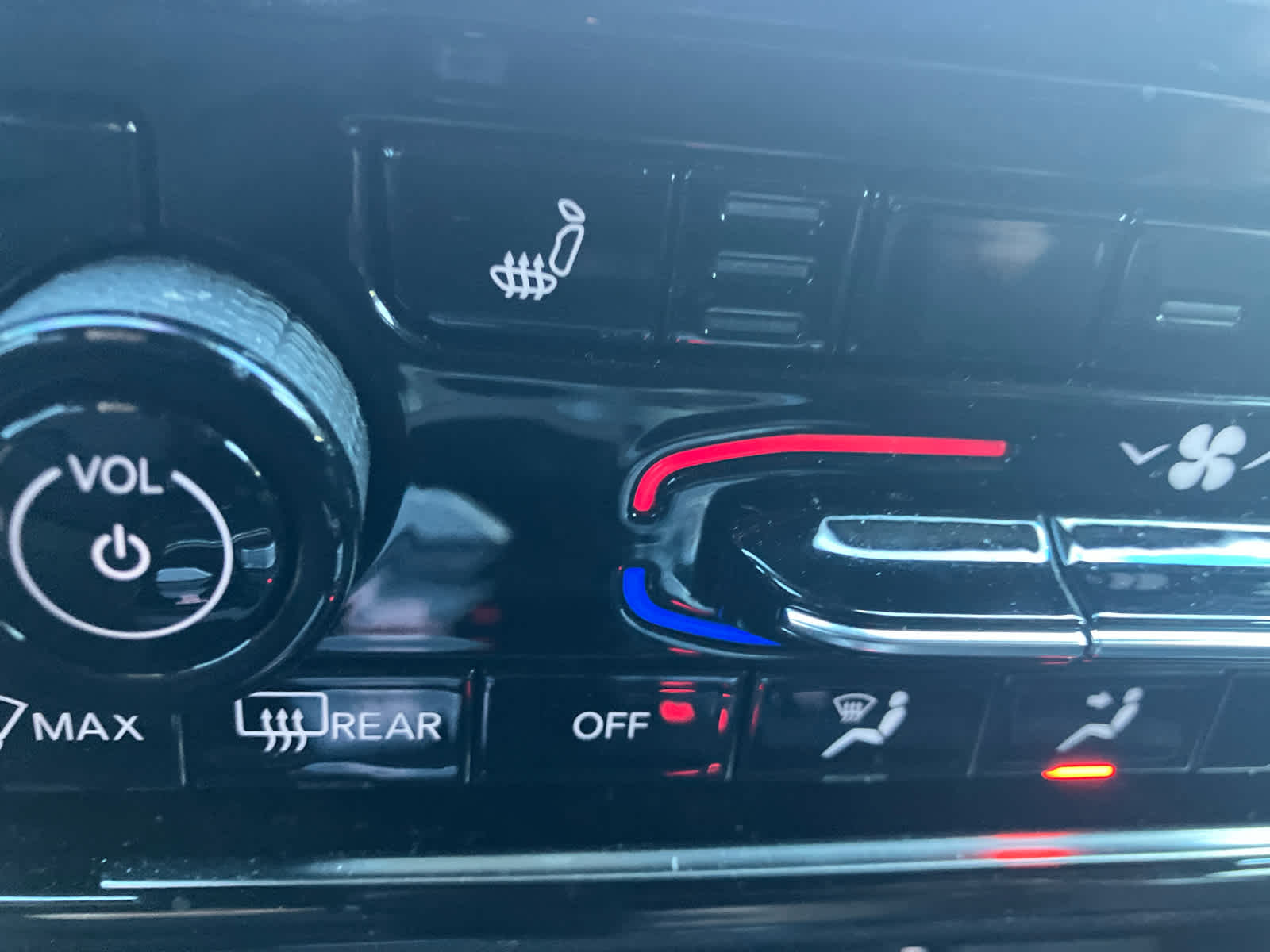 2025 Jeep Grand Cherokee L photo 31 of 41