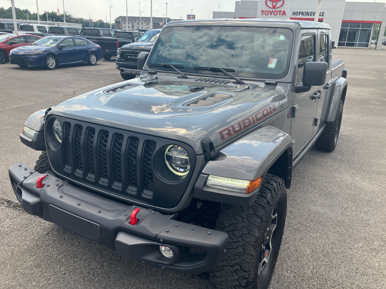 2022 Jeep Gladiator photo 3 of 41