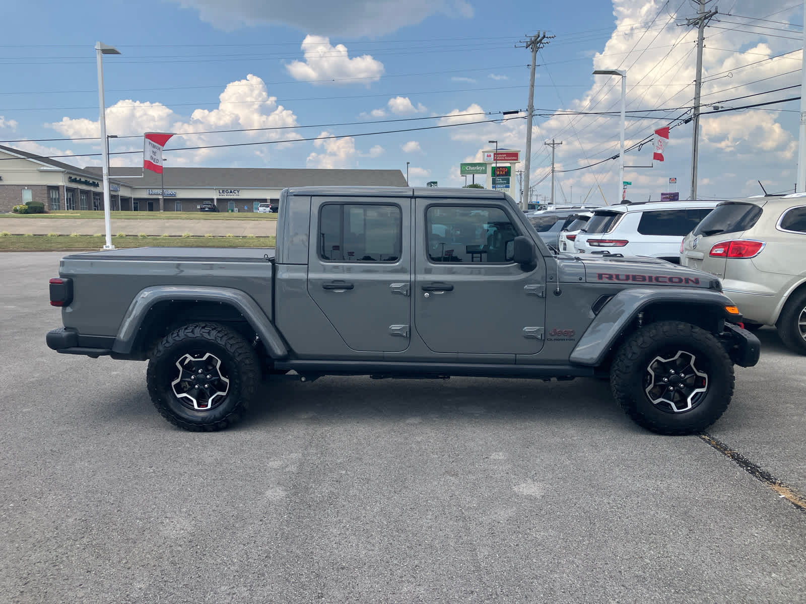 2022 Jeep Gladiator photo 8 of 41