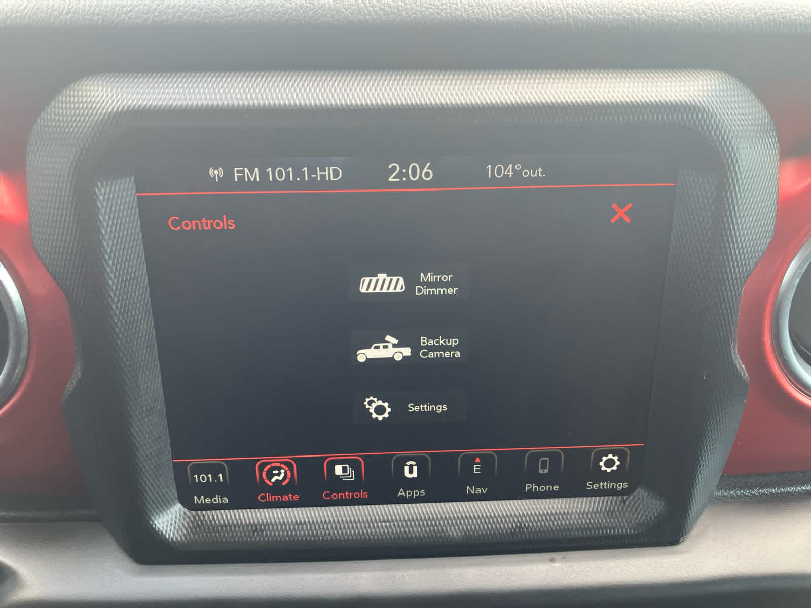 2022 Jeep Gladiator photo 24 of 41