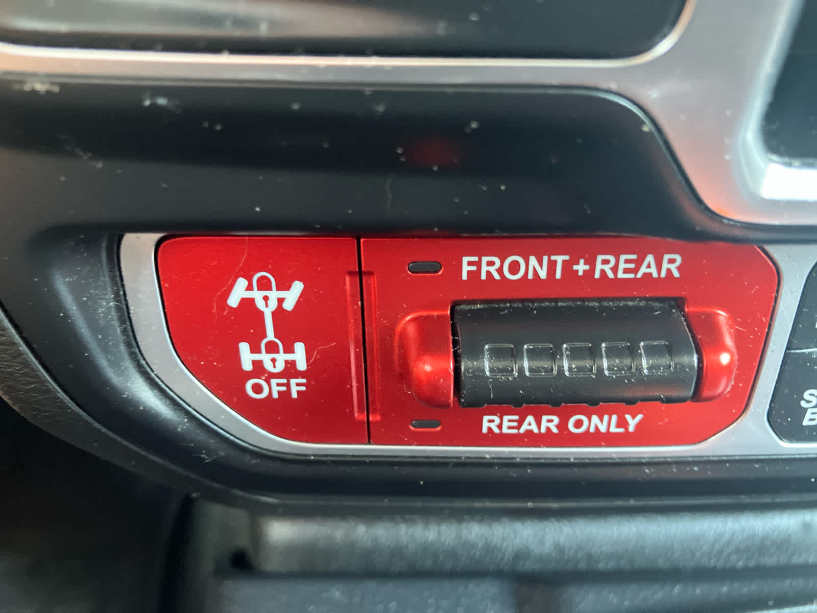 2022 Jeep Gladiator photo 34 of 41