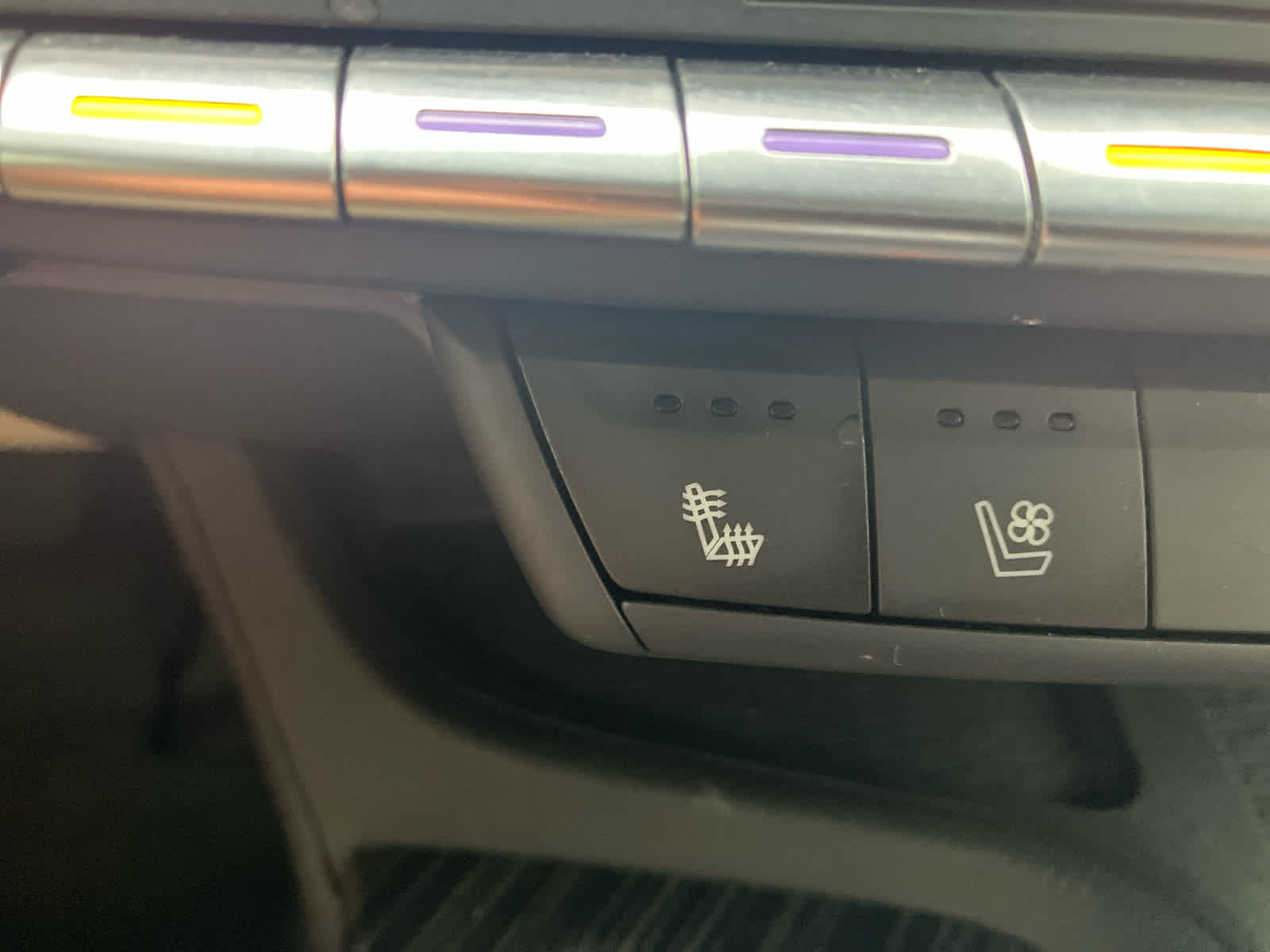 2022 Cadillac CT5 photo 30 of 40