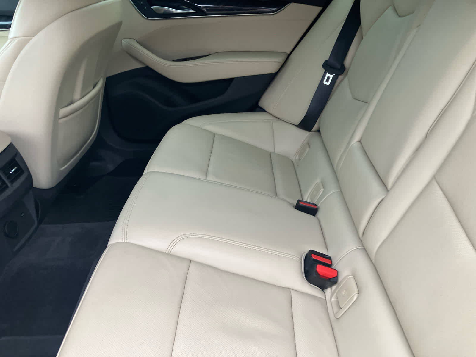 2022 Cadillac CT5 photo 40 of 40