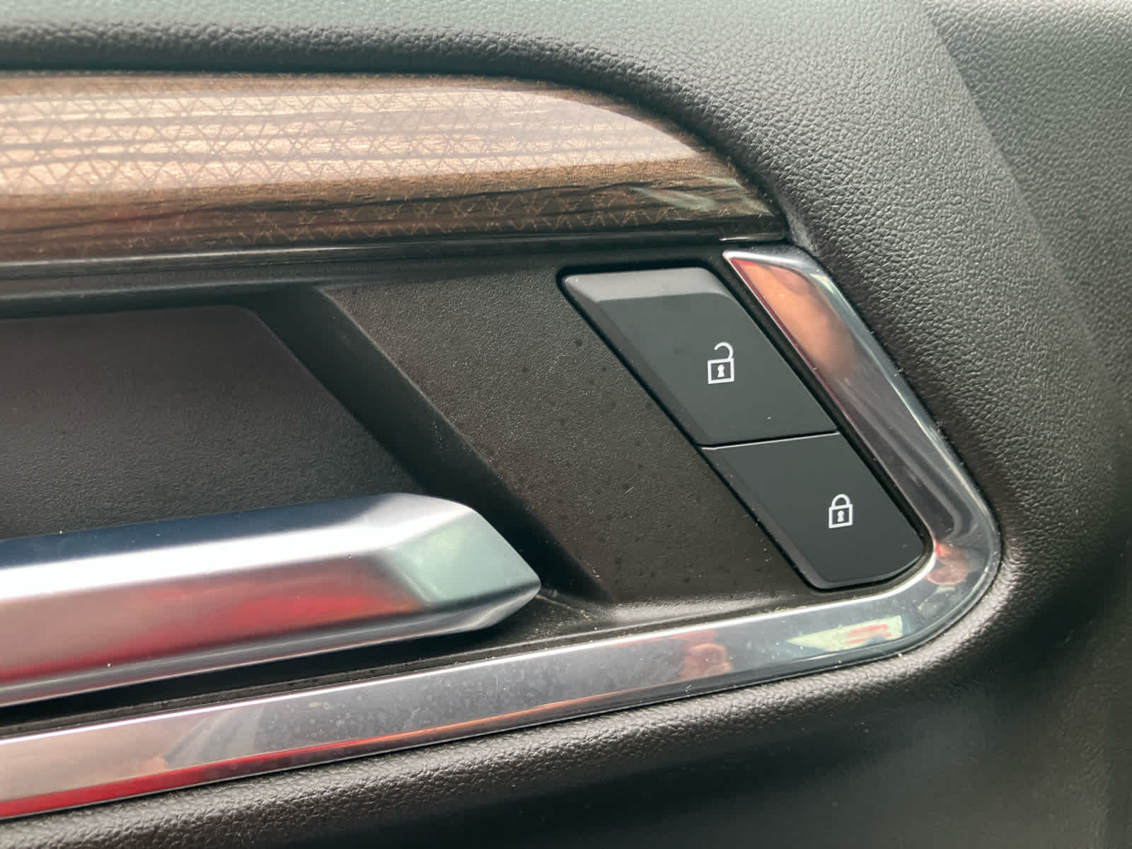 2023 Chevrolet Silverado 1500 photo 12 of 37