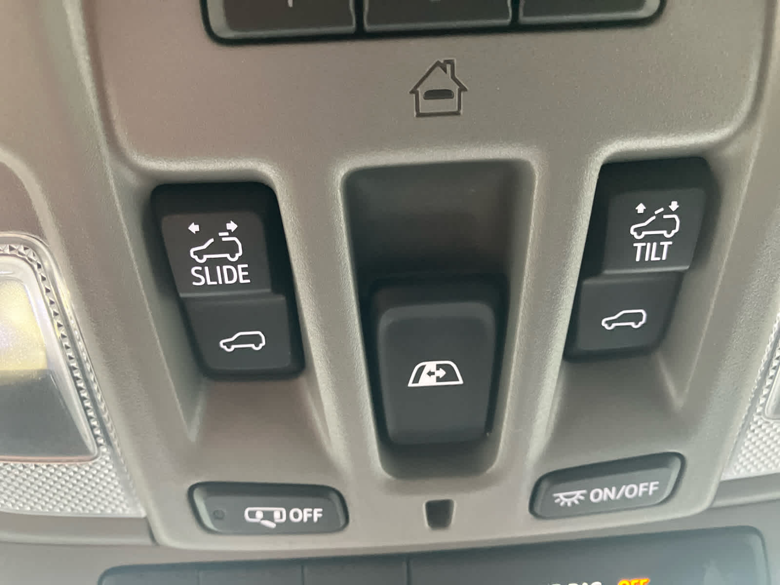 2023 Chevrolet Silverado 1500 photo 25 of 37
