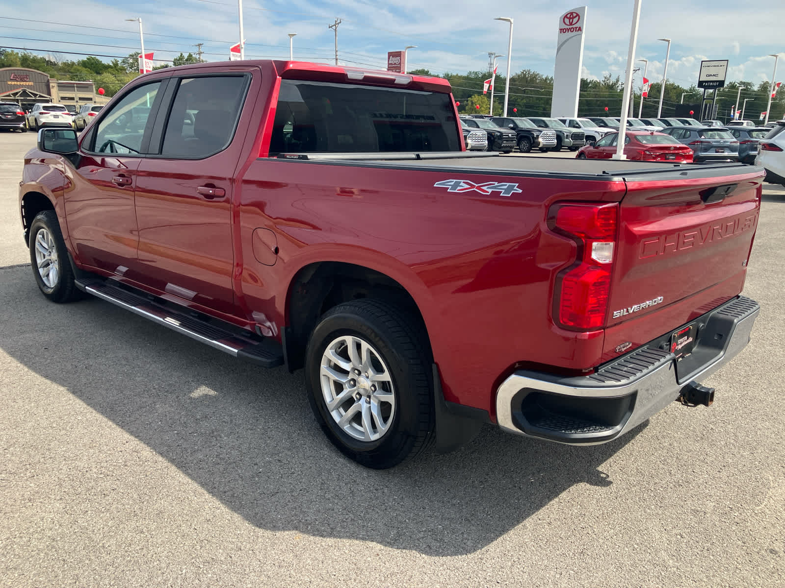 2019 Chevrolet Silverado 1500 photo 5 of 37