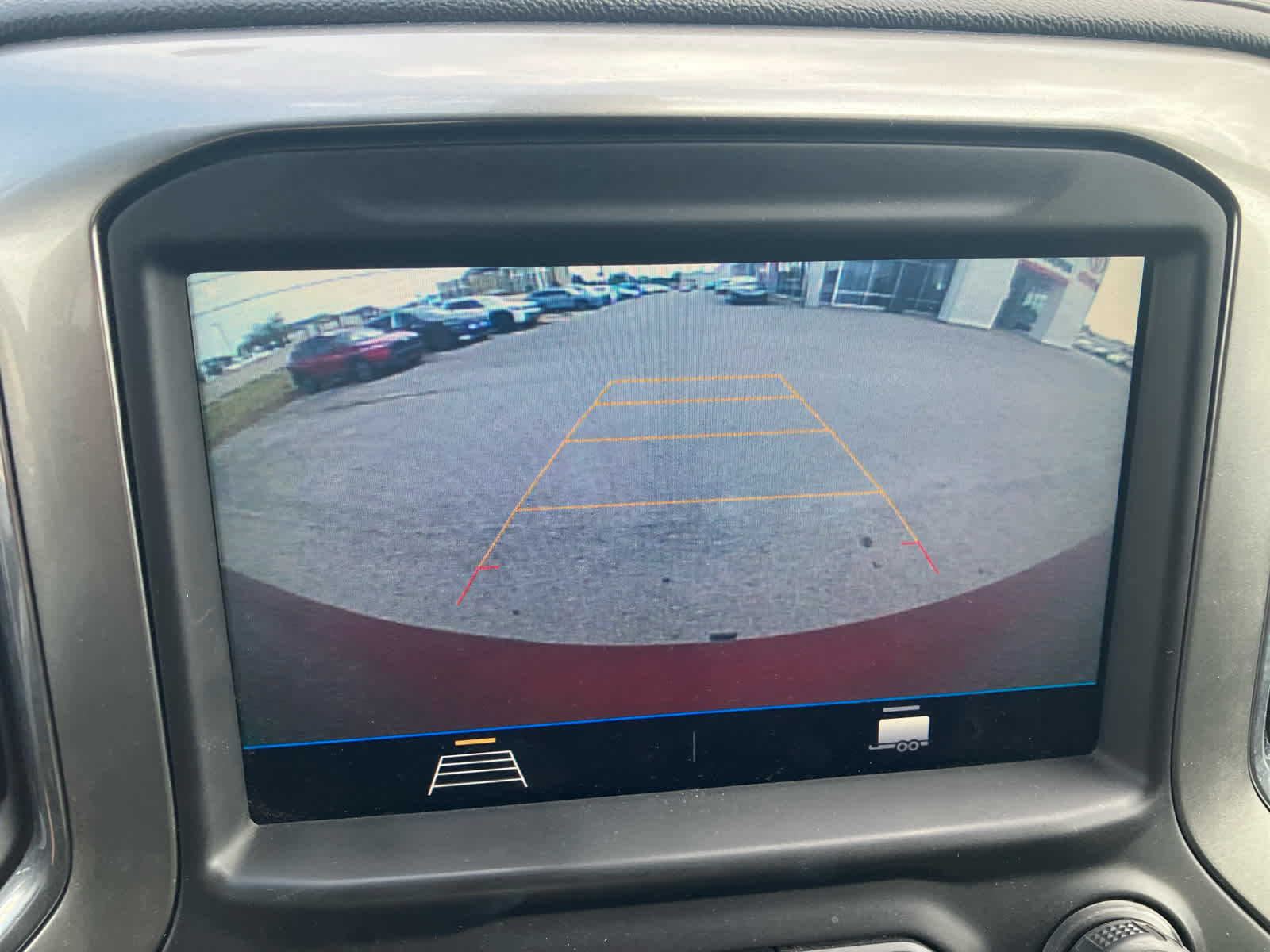 2019 Chevrolet Silverado 1500 photo 23 of 37